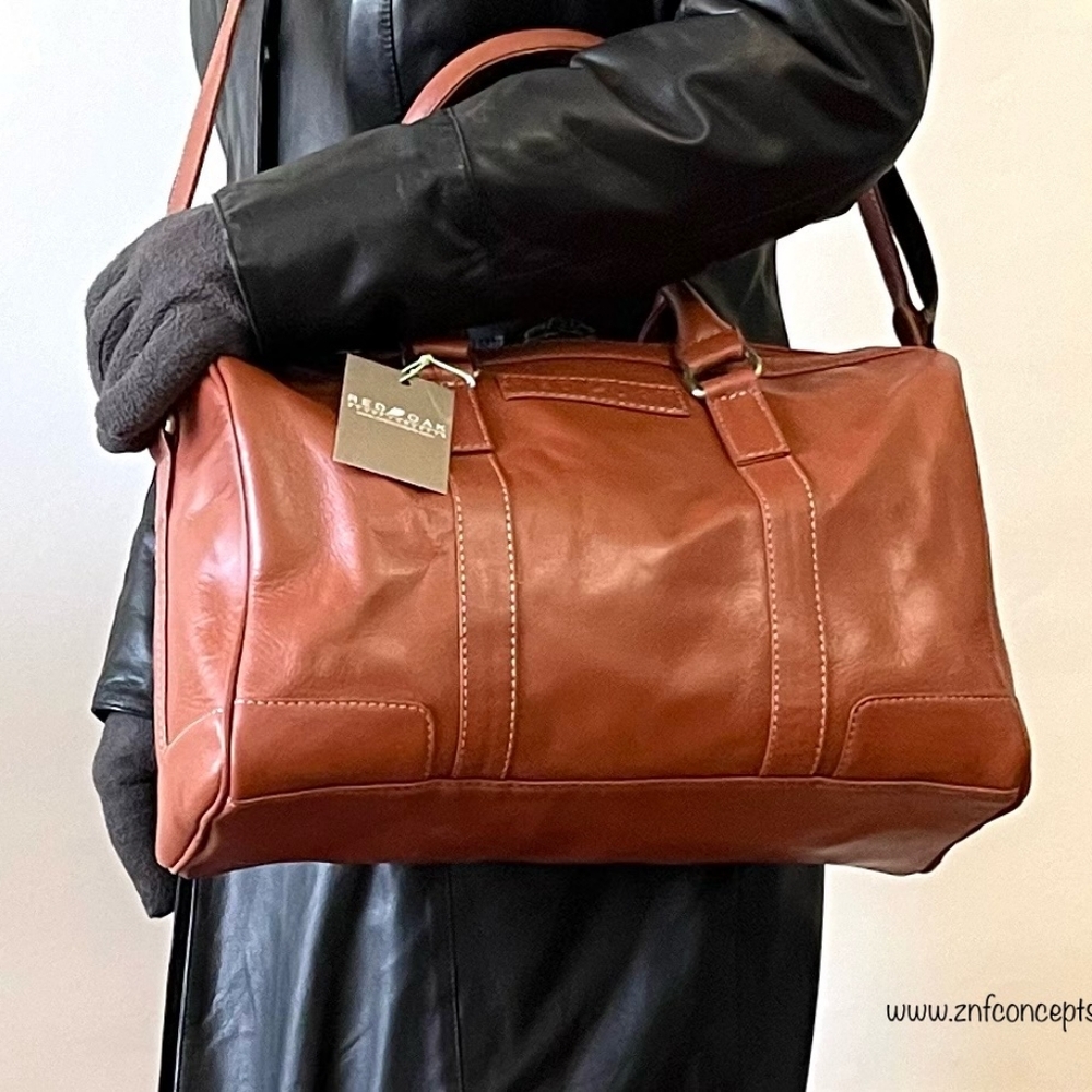 Compact Duffle Weekender bag Full grain leather - Picture 10 of 10